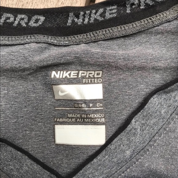 NIKE PRO Grey Fitted Sleeveless Performance Top - Picture 7 of 7